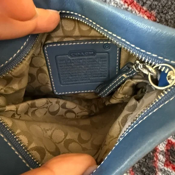 COACH mini leather bag. - Picture 2 of 8